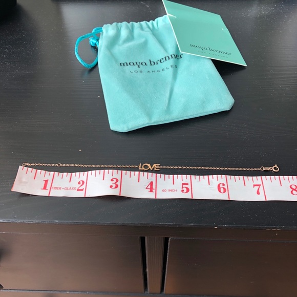 Maya Brenner gold LOVE bracelet - Picture 5 of 5